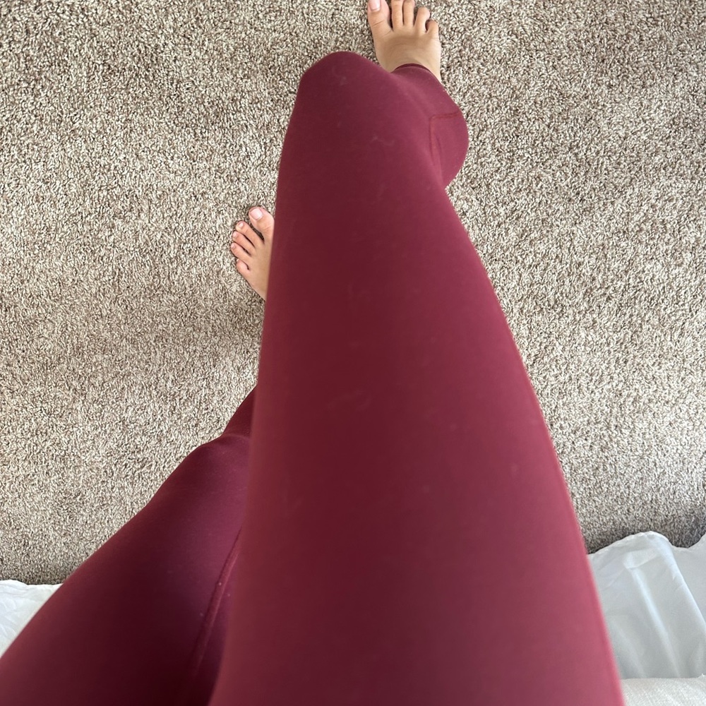 Fabletics leggings - Picture 2 of 2